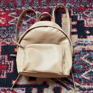 Universal thread mini backpack